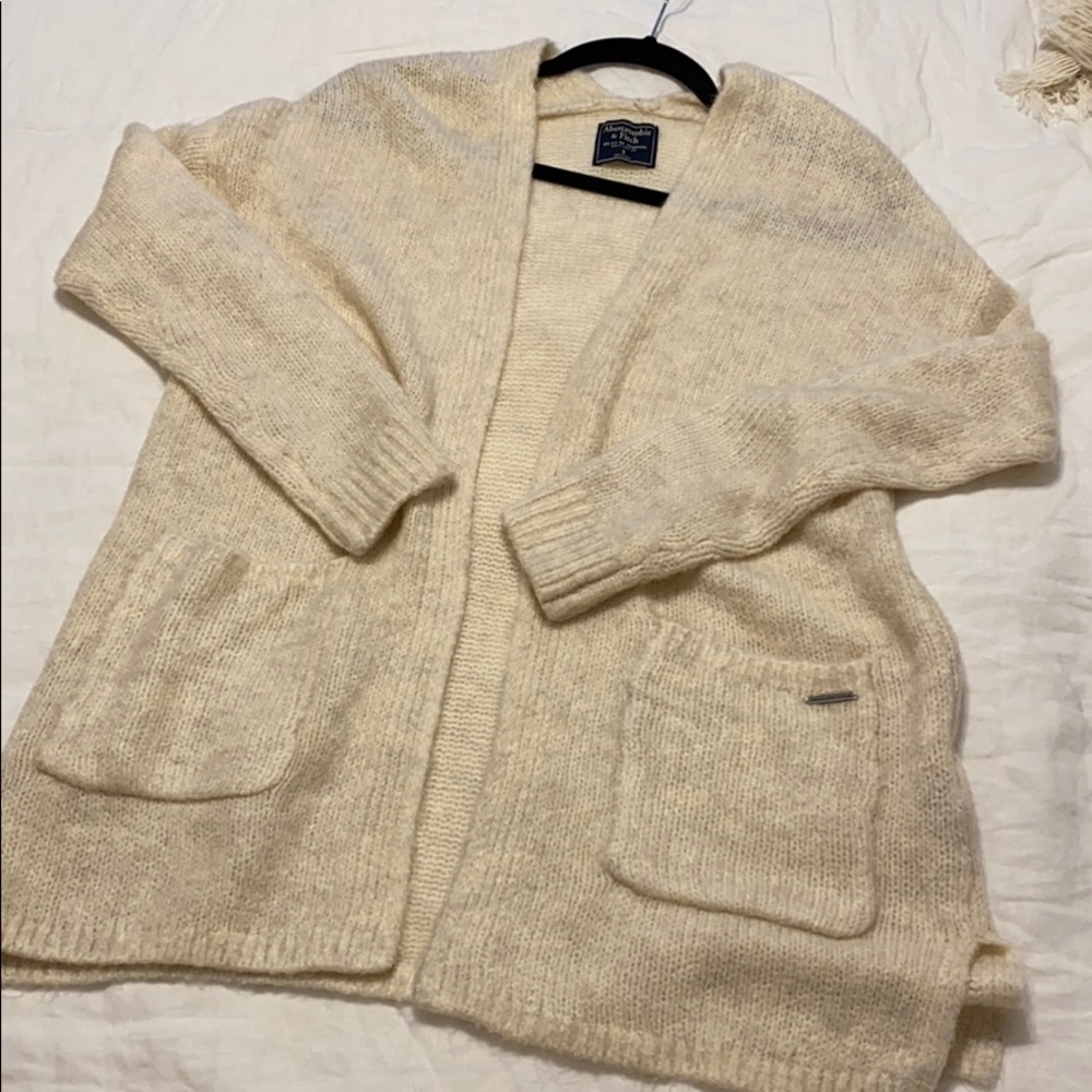 Abercrombie Cream Cardigan